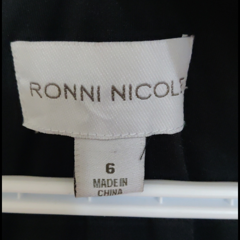 Ronni Nicole dress - Picture 3 of 4